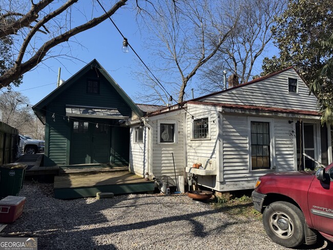 Building Photo - 455 N Harris St