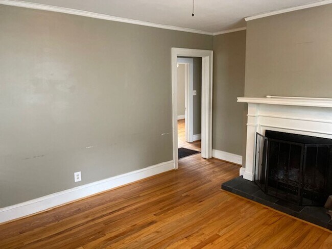 Foto del edificio - Coming Soon!!   Lovely 2 Bedroom House Clo...