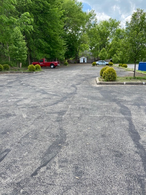 PARKING - 5600 Market St