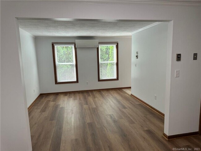 Foto del edificio - 65 Old Rte 79