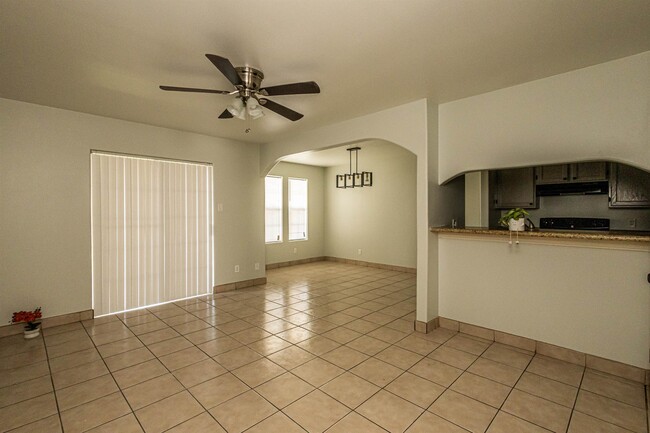 Foto del edificio - 9802 Cantera Ct