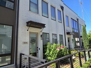 Building Photo - 318 Gibson St SE