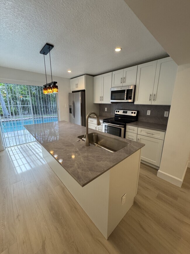 Foto del edificio - 5125 SW 92nd Terrace