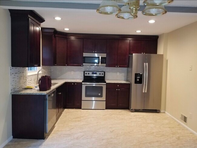 Foto del edificio - 1148 Knoll Mist Ln