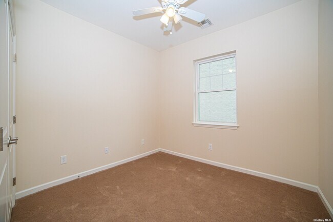 Building Photo - 18 Sophia Ct
