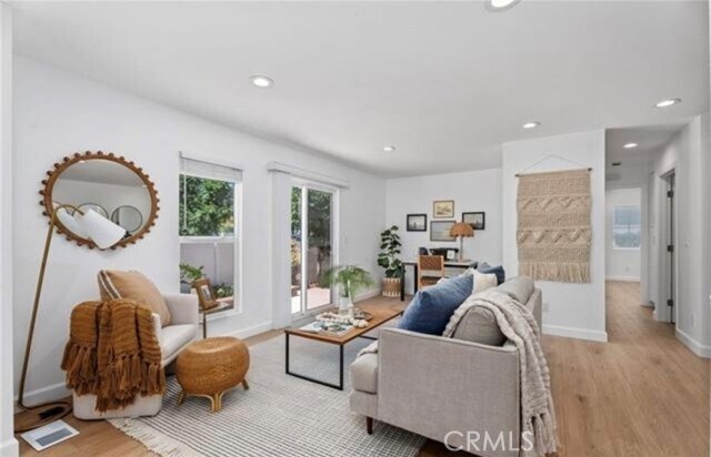 Building Photo - 25786 Via Lomas