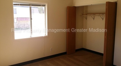 Building Photo - 3722 E Karstens Dr