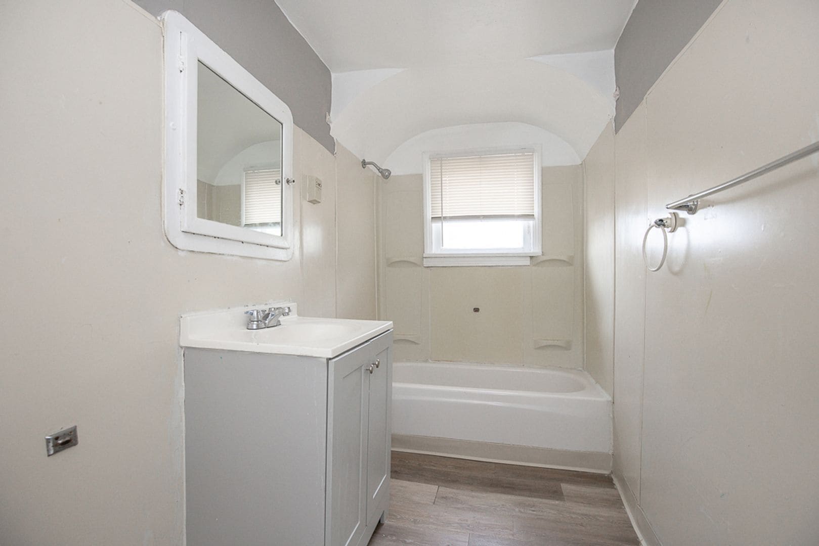 9005 Union Cleveland, OH 44105 – photo 5