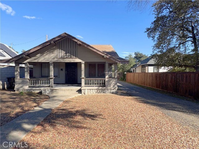 Building Photo - 460 N 3rd Ave