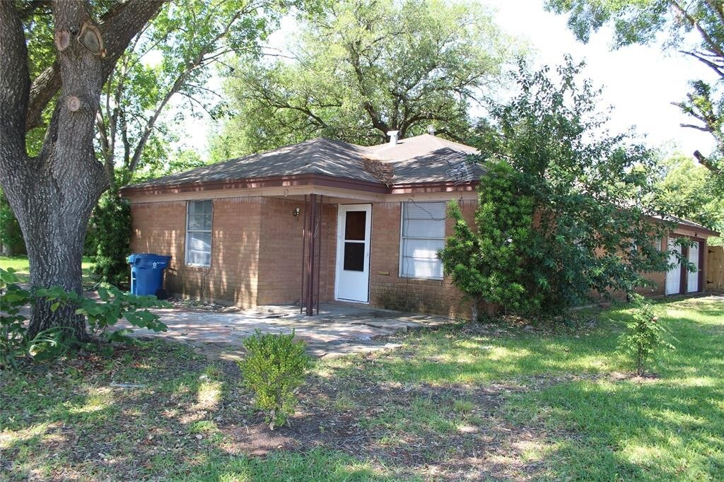 1100 Frost St, Rosenberg, TX 77471 House Rental in Rosenberg, TX