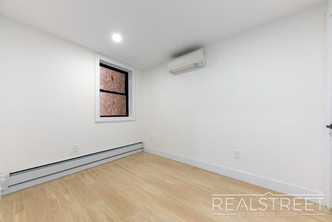 Building Photo - NEW 2 BR in Clinton Hill with Backyard!