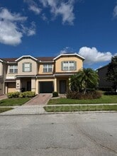 Building Photo - 16617 Cedar Crest Dr