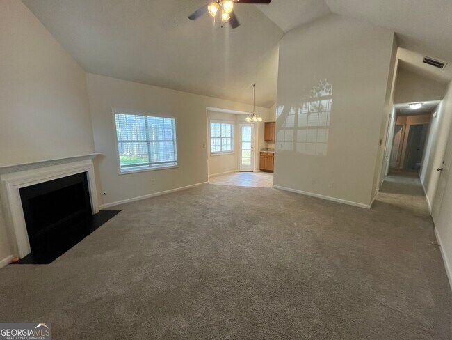 Building Photo - 3694 Sapphire Ct
