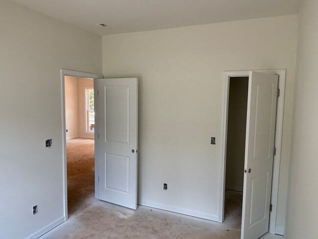 Building Photo - New Construction 2 Bedroom 1 Bath apartment in Downtown Clover