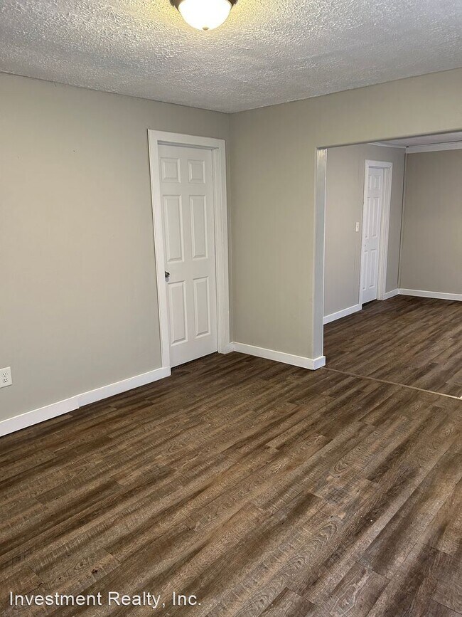 Foto del edificio - 3 br, 2 bath House - 2112 W Walnut St