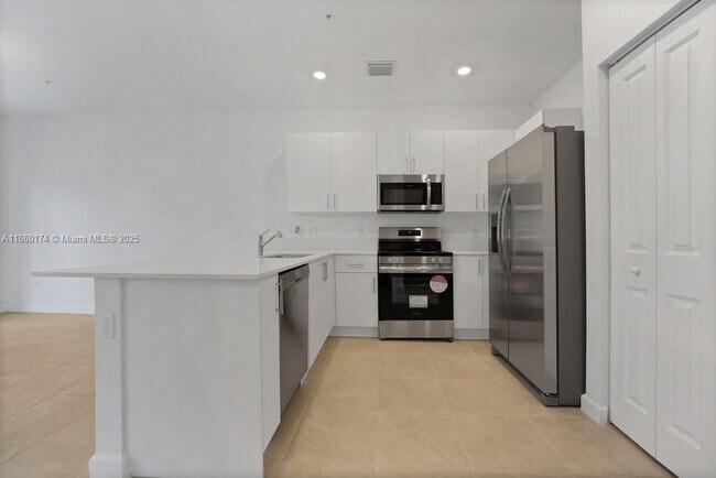 Foto del edificio - 250 SW 159th Ln