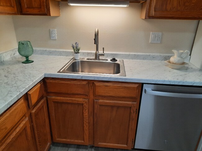 Foto del edificio - 3026 N Prospect St