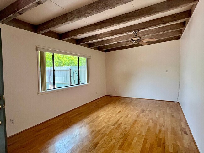 Foto del edificio - Unfurnished Long-term rental, Procure Only
