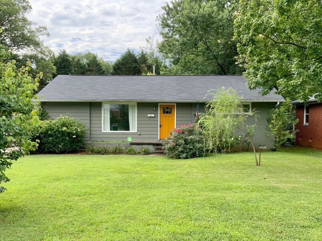 Primary Photo - 4323 Collingwood Dr