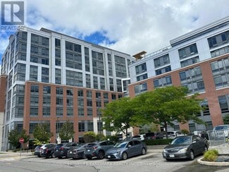 Building Photo - 11211 Yonge St