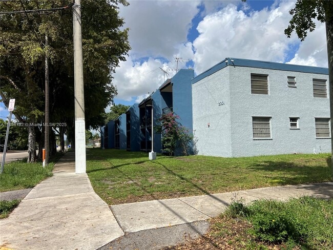 Foto del edificio - 3001 SW 2nd St