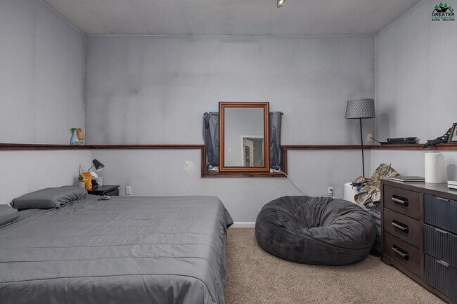 Foto del edificio - 1469 Redmond Ave