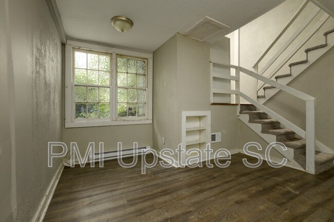 Foto del edificio - 181 N Fairview Ave