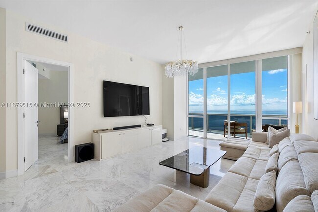 Foto del edificio - 16001 Collins Ave
