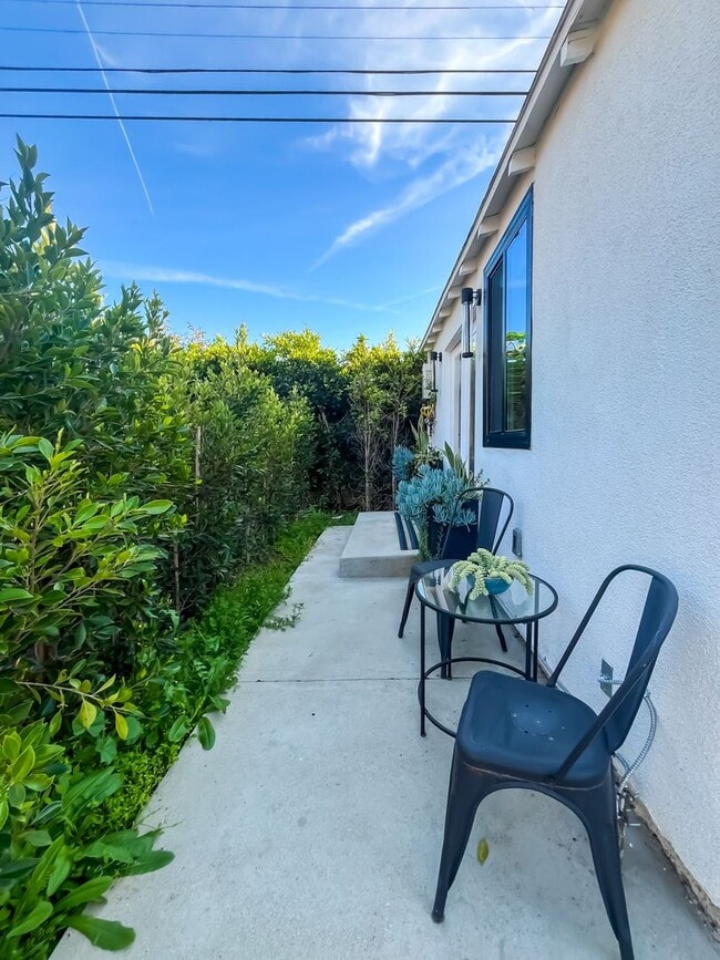 Photo - Open to 3 Month Short Term lease .Brand Ne... House