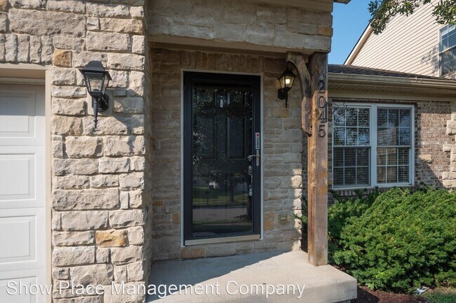 Foto del edificio - 3 br, 3.5 bath House - 2045 Drummond Dr