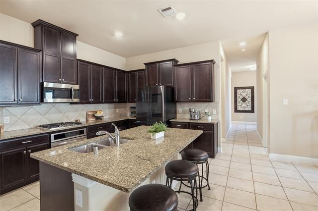 Building Photo - 3608 Bastrop St