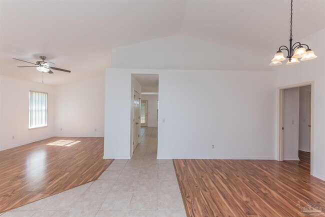 Foto del edificio - 25 Littleton St