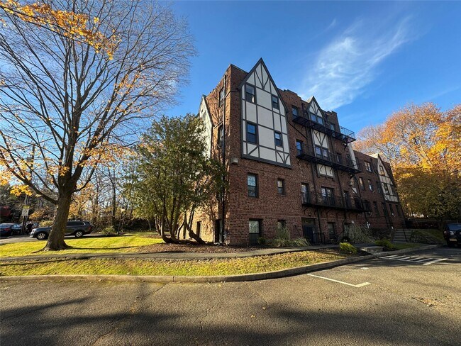 Foto del edificio - 1 Haven Ct