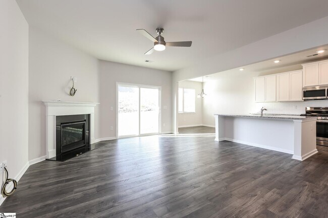 Building Photo - 705 Ridgemoor Trl