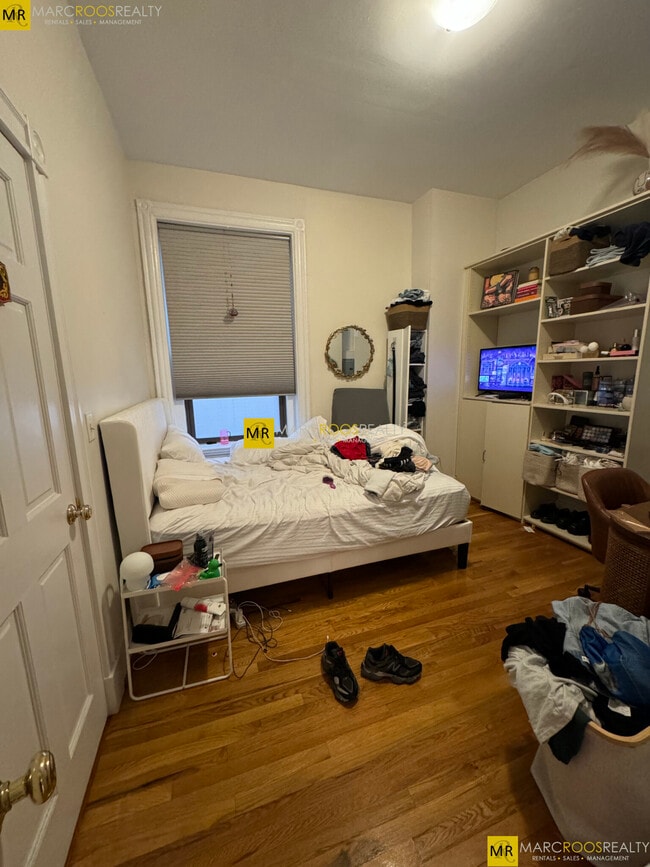 Building Photo - 314 Commonwealth Ave