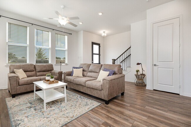 Foto del edificio - 4712 Craymore Rd