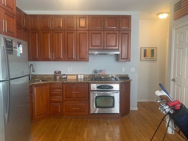 Foto del edificio - 483 Beacon St