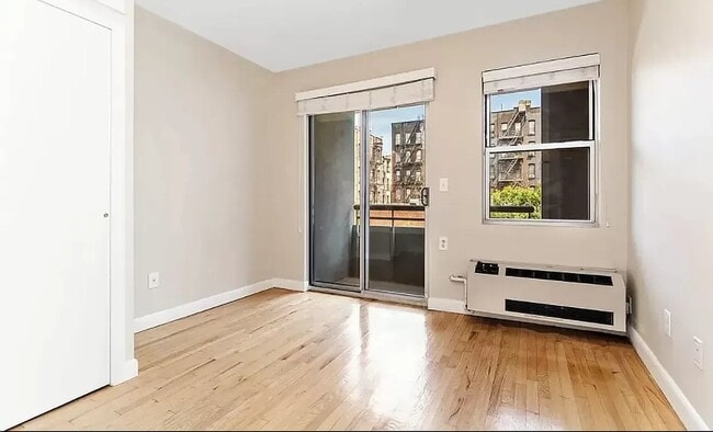 Building Photo - 152 Ludlow St