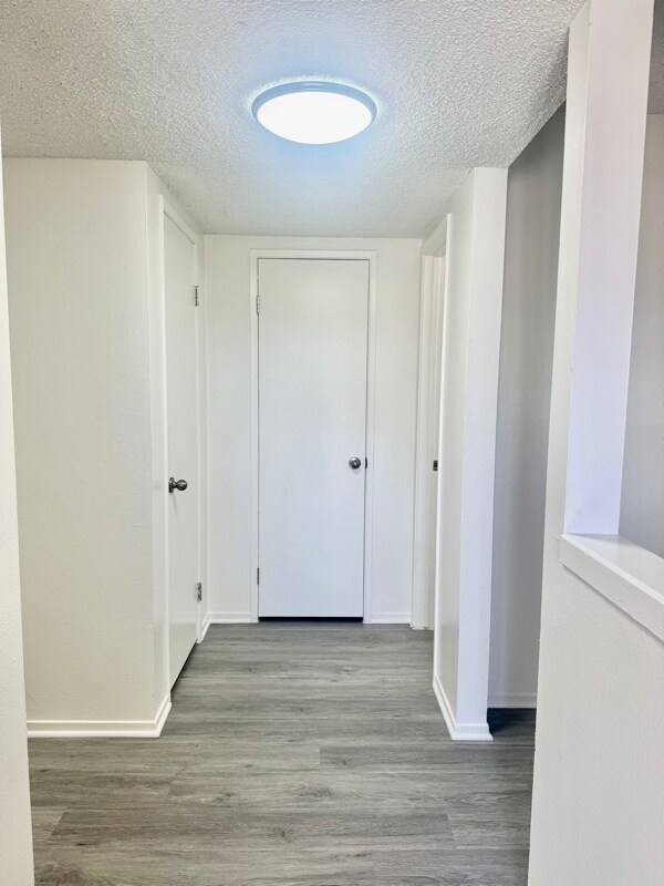 Foto del edificio - 16862 Lynn Lane