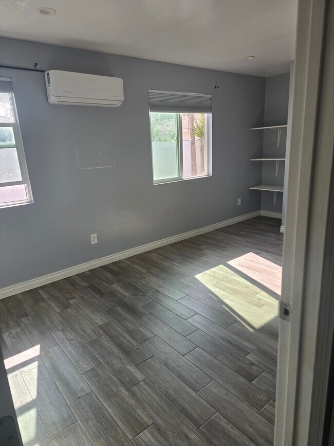 Foto del edificio - 505 Harding Ave