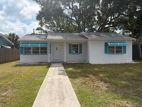 Building Photo - 2814 Tifton St S