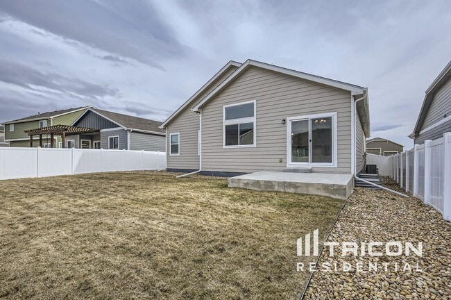 Building Photo - 5398 Chantry Dr