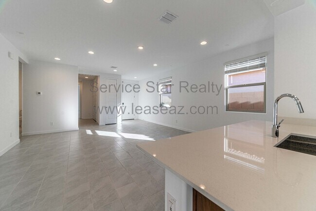 Foto del edificio - 4344 N 91st Gln