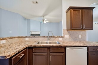Building Photo - 9241 Clearwood Landing Blvd