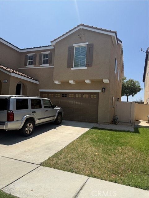 Building Photo - 1132 N Yucca Ave