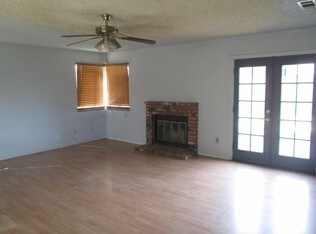 Foto del edificio - 1102 S 11 1/2 Ave