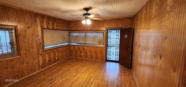 Building Photo - 4612 Hain St