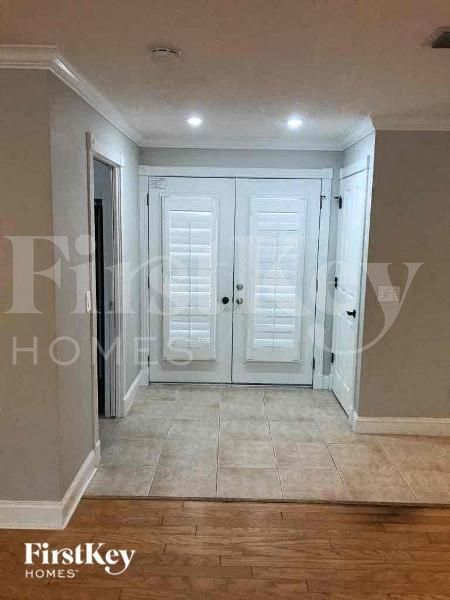 Building Photo - 1376 Burtwood Dr