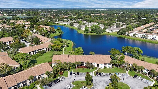 Building Photo - 4045 Crockers Lake Blvd