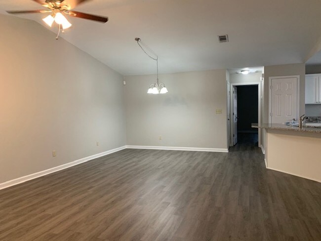 Foto del edificio - 1595 Payne St